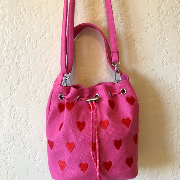 Kawaii Sweet Pink Heart Sharped Small Canvas Bucket Bag - Picture 5 of 9